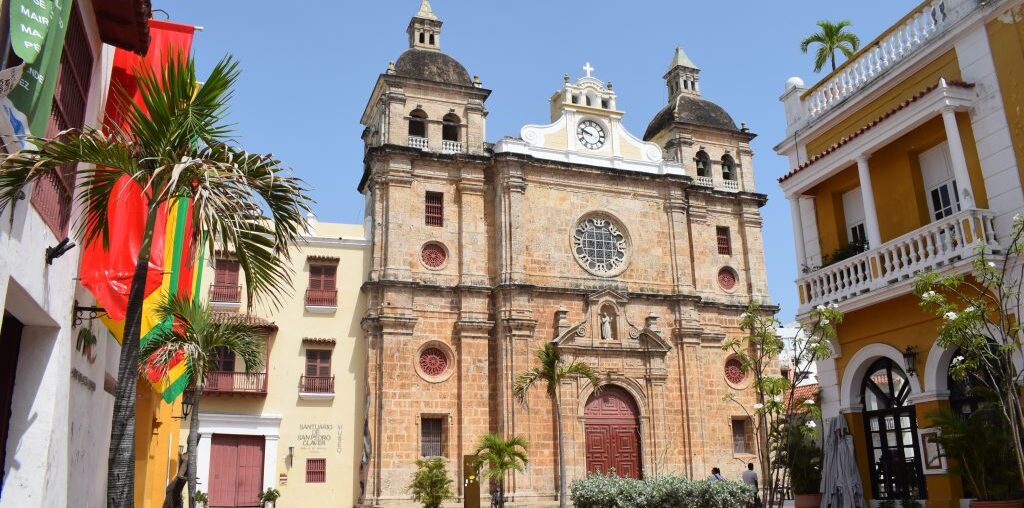 Cartagena de indias: de fantástica a fracasada una ciudad a pesar de sí misma