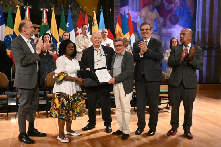 Paz total: La paz con el ELN