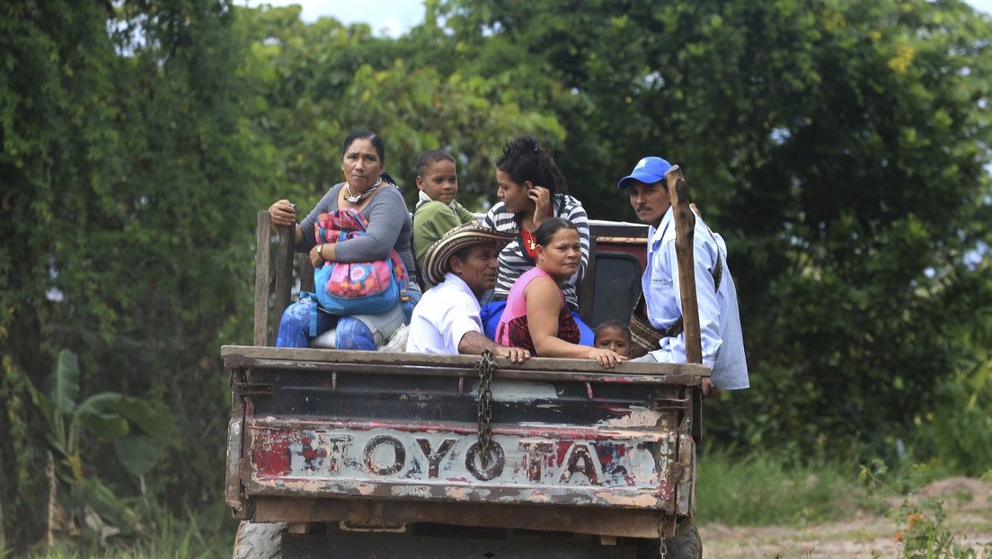 Confinamiento y el desplazamiento forzado en Colombia (2016 y 2023)