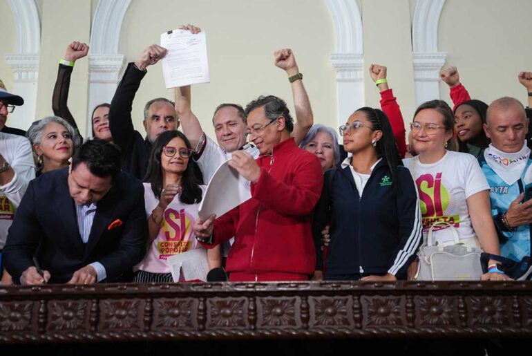 ¿Son convenientes las reformas de Petro?